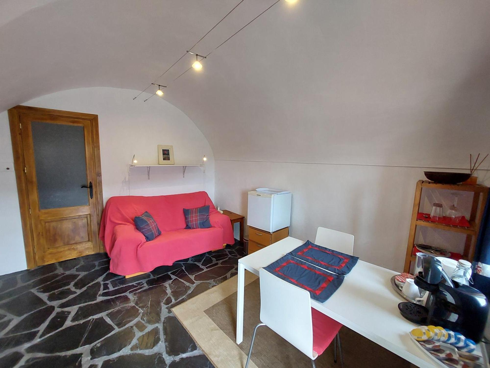 カステルフォリット・デ・ラ・ロカ Cala Clareta Bed & Breakfast エクステリア 写真