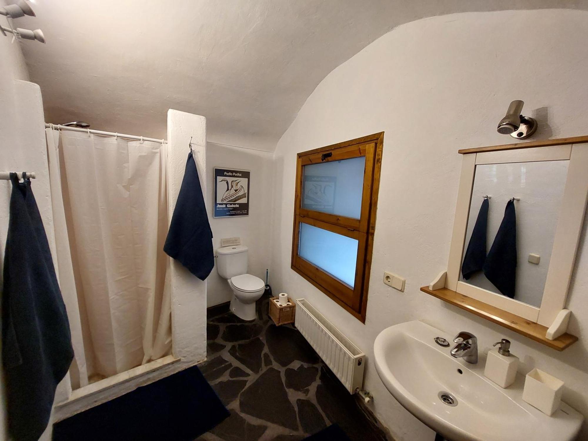 カステルフォリット・デ・ラ・ロカ Cala Clareta Bed & Breakfast エクステリア 写真