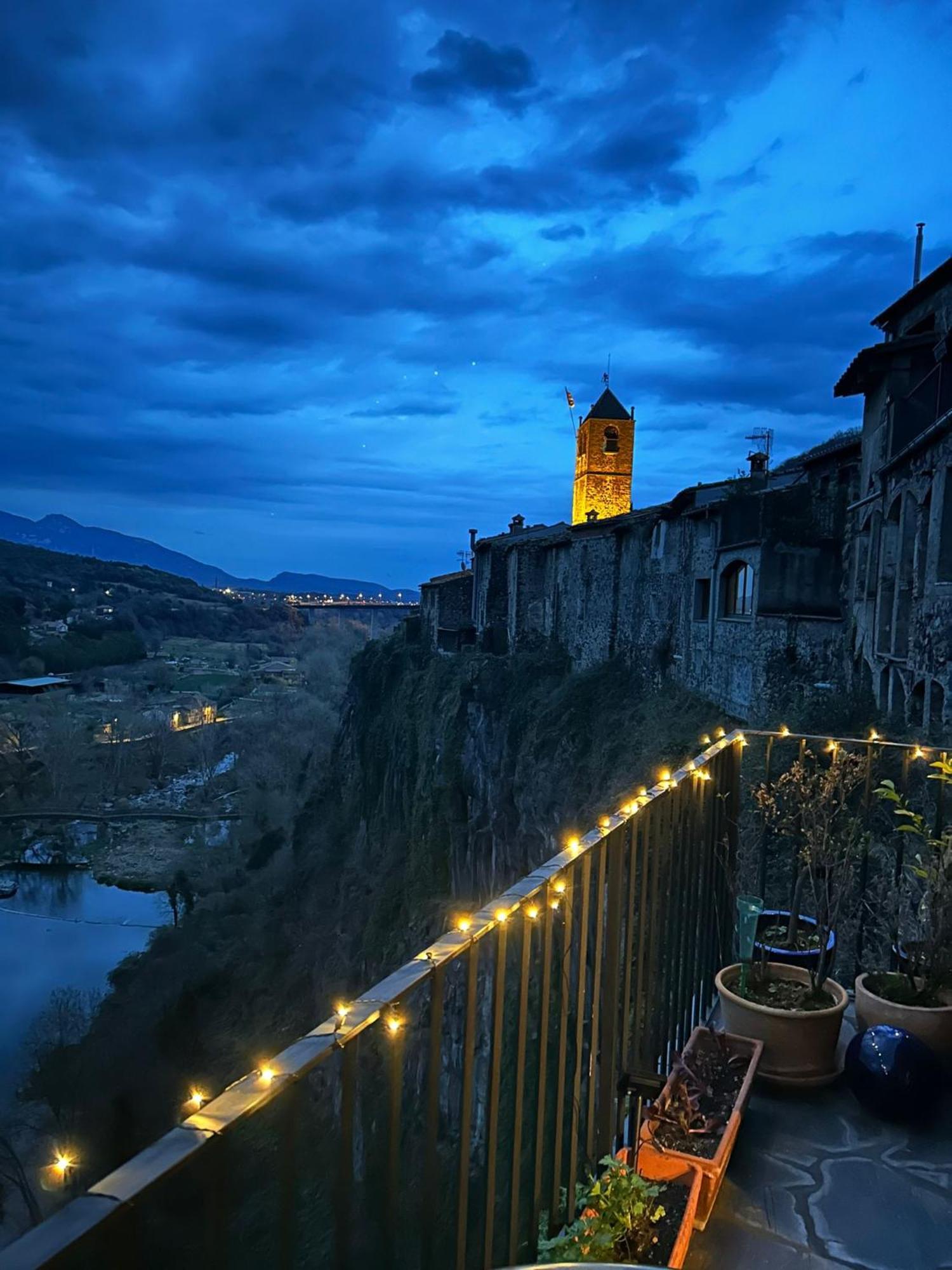 カステルフォリット・デ・ラ・ロカ Cala Clareta Bed & Breakfast エクステリア 写真